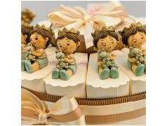 Torta Bomboniera Battesimo Bimbo Il Principe Sognatore Statuina Seduta con Ranocchio