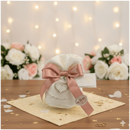 Sacchetto Bomboniera "Cuore di Perle" in Tessuto Shabby con Strass e Nastro Rosa Antico