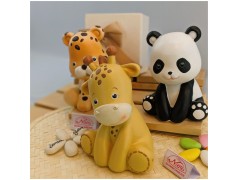 Bomboniera Battesimo Utile Maxi Safari - Salvadanaio Animali della Giungla (Panda, Giraffa, Leopardo)