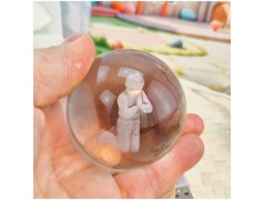 Bomboniera Lampada Sfera in Cristallo 3D con Bambino in preghiera e Base Led USB