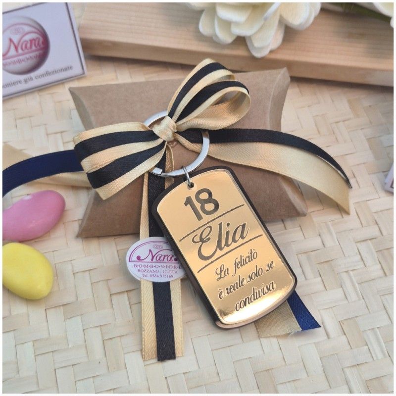 Bomboniera 18 Anni Portachiavi "Gold Tag" Personalizzato con Nome, Età e Frase Dedica
