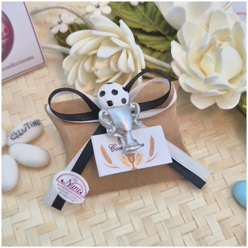 Bomboniera Comunione Calcio Coppa dei Campioni Juventus (Bianconera) - Scatolina Kraft con molletta