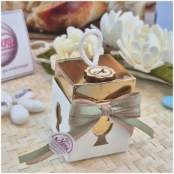 Bomboniera Comunione Scatolina "Lanterna d'Oro" Traforata a Calice con Iniziale in Legno