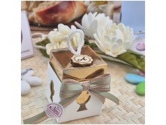 Bomboniera Comunione Scatolina "Lanterna d'Oro" Traforata a Calice con Iniziale in Legno