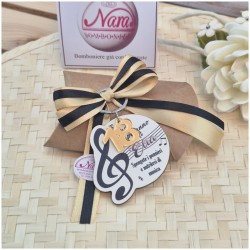 Bomboniera 18 Anni Tema Musica Portachiavi "Chiave di Violino" con Nome e Frase