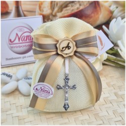 Bomboniera Cresima e Comunione Sacchetto Juta con Crocefisso e Iniziale Legno