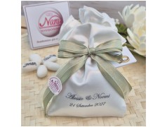 Bomboniera Matrimonio Sacchetto Raso con Stampa Nomi e Data e Nastro Verde Salvia