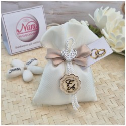 Bomboniera Matrimonio e Anniversario Sacchetto Piqué con Cuore Strass e Iniziali Legno