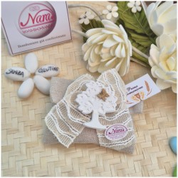 Bomboniera Comunione e Cresima Bustina Lino Shabby con Maxi Pizzo, Albero della Vita e Farfalla