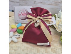Bomboniera Matrimonio e Laurea Sacchetto Cupido Raso Bordeaux e Oro con Cuori Strass