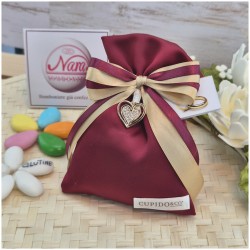 Bomboniera Matrimonio e Laurea Sacchetto Cupido Raso Bordeaux e Oro con Cuori Strass
