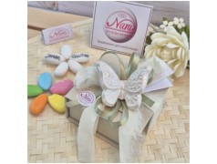 Bomboniera Matrimonio e Comunione Scatola Tortora con Farfalla Porcellana e Nastro Sfilato