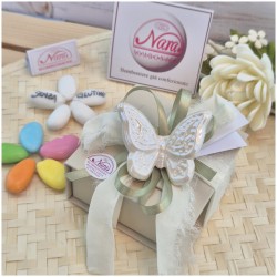 Bomboniera Matrimonio e Comunione Scatola Tortora con Farfalla Porcellana e Nastro Sfilato