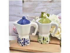 Bomboniera Matrimonio Utile Moka Caffettiera in Ceramica Colorata con Cuore Iniziali