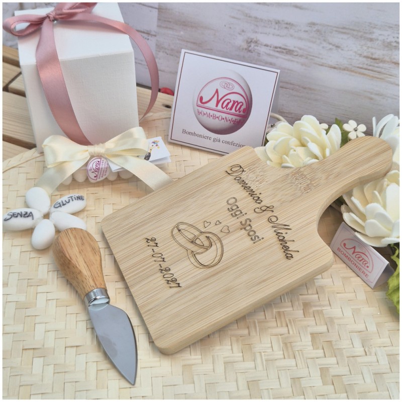 Bomboniera Matrimonio Utile Set Formaggio Tagliere Bambù con Incisione Personalizzata
