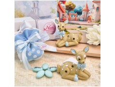 Bomboniera Battesimo Bimbo Dolce Cerbiatto in Scatola con Nastro Celeste a Pois