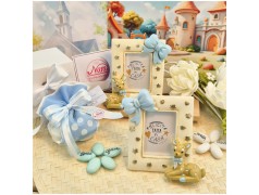 Bomboniera Battesimo Bimbo Cornice Portafoto Dolce Cerbiatto con Maxi Fiocco Celeste