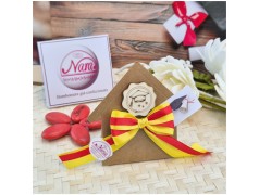 Bomboniera Laurea Segnaposto Scatolina Kraft con Nastro Economia e Tocco Legno