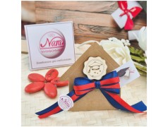 Bomboniera Laurea Segnaposto Scatolina Kraft con Nastro Giurisprudenza e Tocco Legno