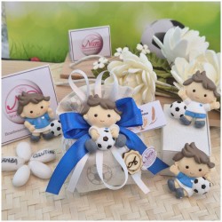 Bomboniere Comunione Calciatore magnete su sacchettino con palloni