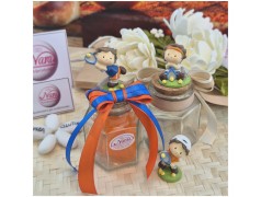 Bomboniera Comunione Bimbo Barattolo Vetro "Piccolo Tennista" con Tappo Sughero e Nastro Arancio