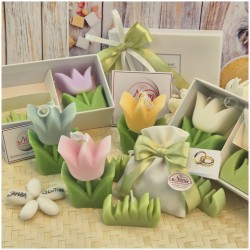 Bomboniera Matrimonio e Comunione Set Spring Box con Candela Tulipano Media e Sacchetto