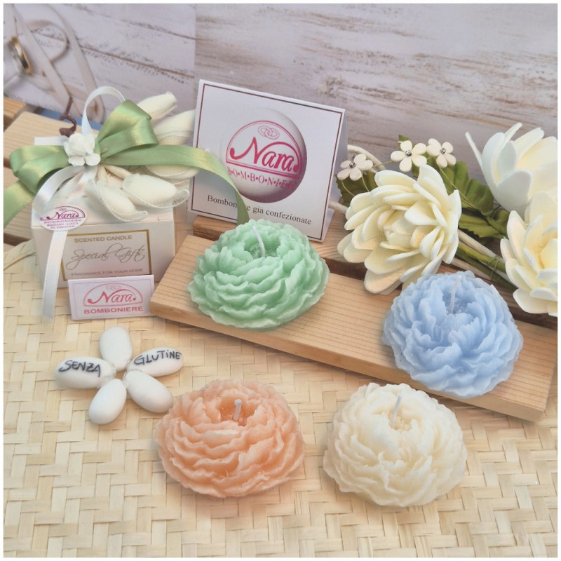 Bomboniera Utile Candela Peonia in Fiore Profumata - Scatola Cubo con Nastri Sartoriali