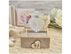 Bomboniera Matrimonio Lampada Led "Cubo d'Amore" - Cristallo 3D con Cuore di Rose e Iniziali