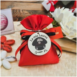 Bomboniera Laurea e Giuramento Carabinieri Sacchetto Raso Rosso con Cappello Stampato su Legno