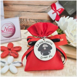 Bomboniera Laurea e Giuramento Carabinieri Sacchetto Raso Rosso con Cappello Stampato su Legno