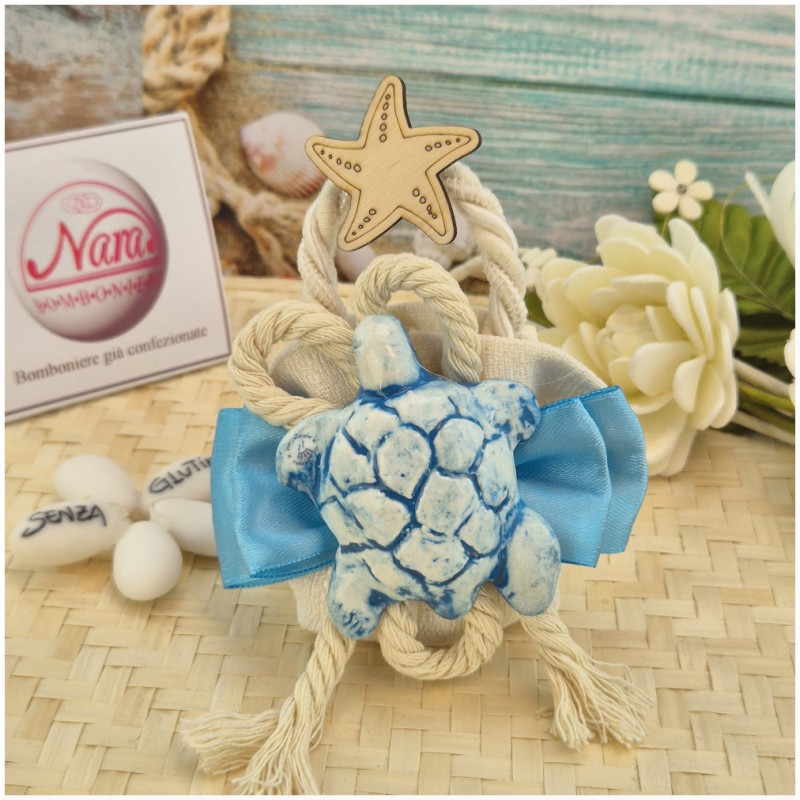Bomboniera Tema Mare Saponetta Profumata Rivestita con Tartaruga Ceramica e Corda Nautica