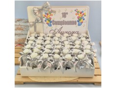 Bomboniera 18 Anni Scatolina Cube Silver Dream con Rosa Bianca, Farfalla e Numero 18