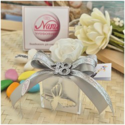 Bomboniera 18 Anni Scatolina Cube Silver Dream con Rosa Bianca, Farfalla e Numero 18