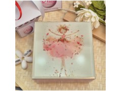 Bomboniera Solidale Cuorematto Portagioie in Legno Sogno di Ballerina - Cofanetto Gioielli con Interno in Velluto