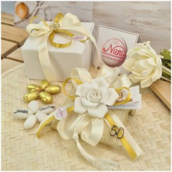 Bomboniera Nozze d'Oro Cuscino Profumato con Rosa Bianca e Numero 50