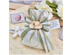 Bomboniera Promessa di Matrimonio Sacchetto Raso con Nastro Bicolore VerdeBianco e Cuori