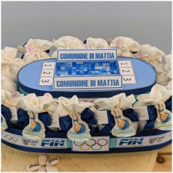 Torta Bomboniera Cresima e Comunione "Passione Nuoto" con Nuotatore e Piscina Centrale