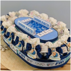 Torta Bomboniera Cresima e Comunione "Passione Nuoto" con Nuotatore e Piscina Centrale