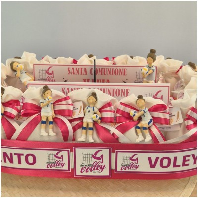 Bomboniera Comunione Bimba calamita Tema Pallavolo con statuine centrali