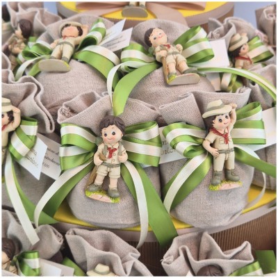 Torta Bomboniera Comunione "Piccolo Scout" Tema Bosco con Statuine e Tenda Campeggio