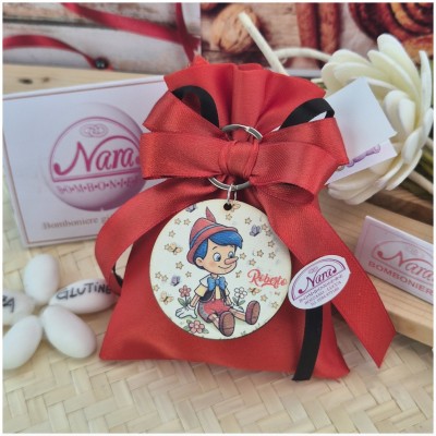 Bomboniera a tema Pinocchio Sacchettino Rosso con portachiavi personalizzato-Nara Bomboniere
