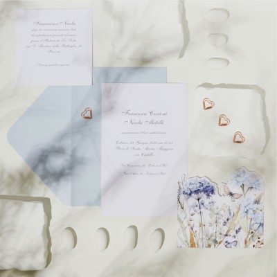 partecipazioni Claraluna Bomboniera Matrimonio Claraluna 2027 Profumatore Cuore Astratto con Rosa Bianca