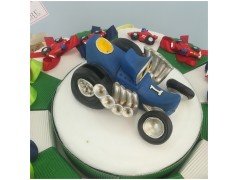 Torta di macchinine calamita